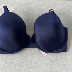 VICTORIAS SECRET 38DDD BRAND NEW line perfect coverage bra